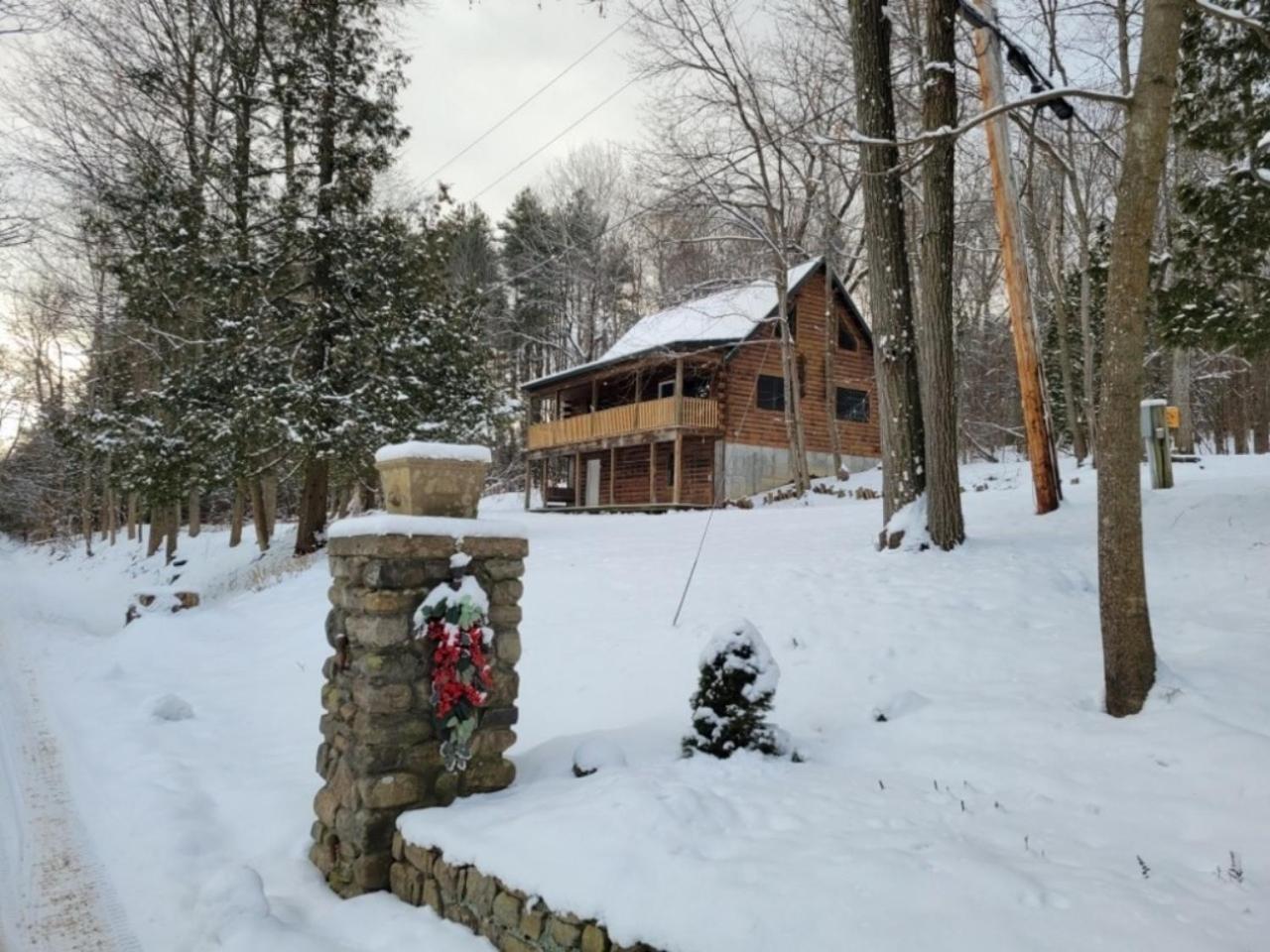 Vila Tranquility And Views Keeseville Exteriér fotografie